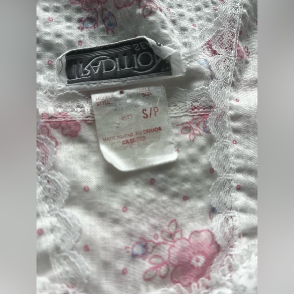 Vintage  Sears Traditions Women’s Floral Nightgown Size Small Lace feminine - Picture 7 of 9